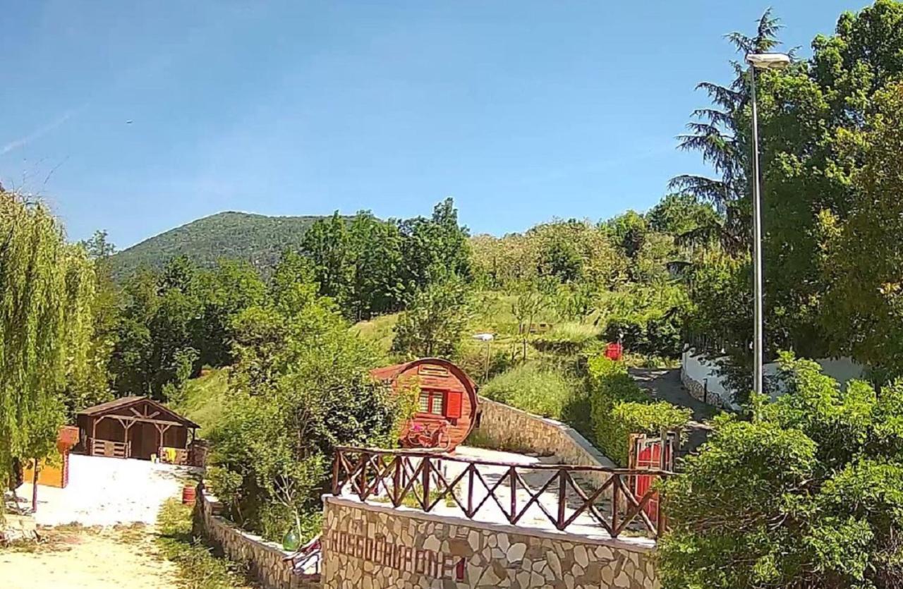Agriturismo Rosso Lampone Cerreto Laziale Exterior foto